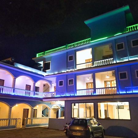 Dom'S Inn Calangute Esterno foto
